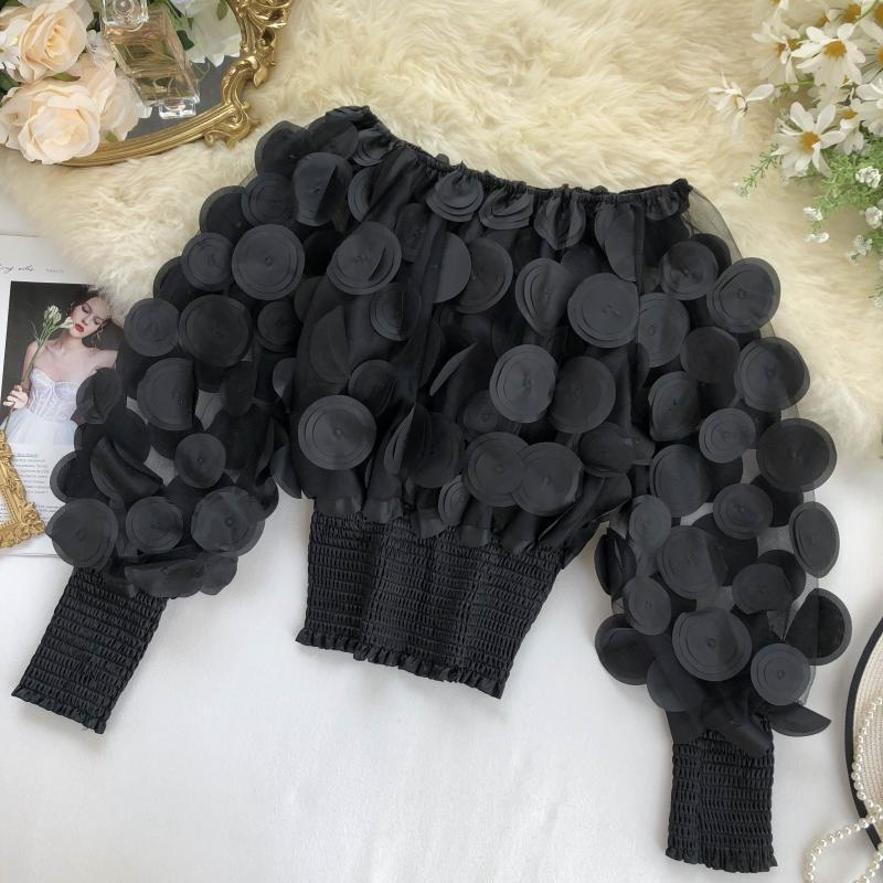 👗 LIMITED-TIME 50% OFF! ✨ Off-Shoulder Fitted Top – 3D Floral Appliqués, Smocked Waist, Balloon Sleeves 🌸
