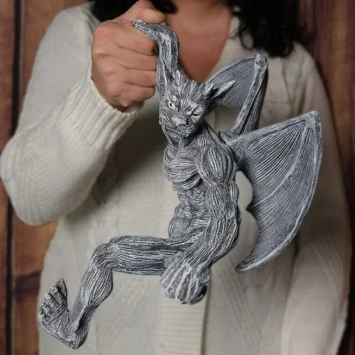(🔥VENTA CALIENTE AHORA 49% DE DESCUENTO) - Gárgola con alas de dragón Colgador de valla