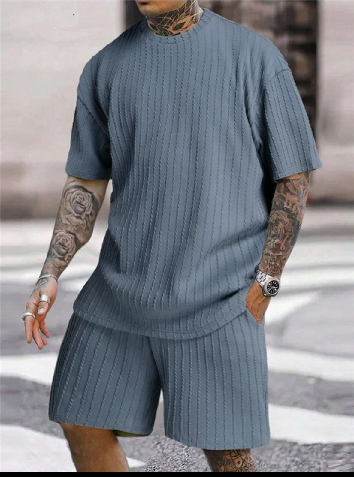 Conjunto de verano para hombre: camiseta de hombros caídos y pantalones cortos con cordón
