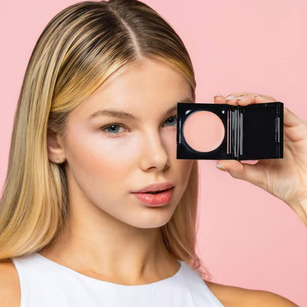 🎁2026 New Arrivals 50% OFF💥Under-Eye Brightener Cream – Dark Circle Correction & Fine Line Smoothing