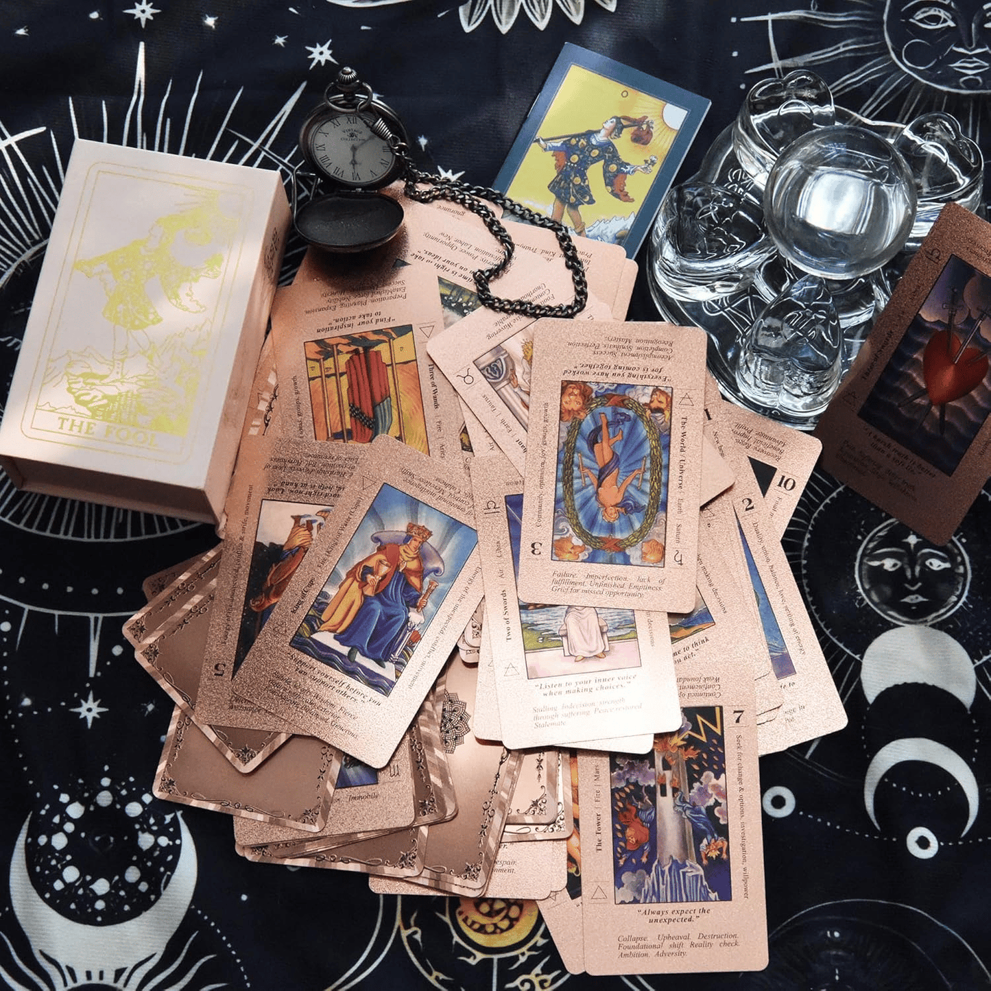 ✨Baraja de tarot Witchy Cauldron en oro rosa con libro guía🔮