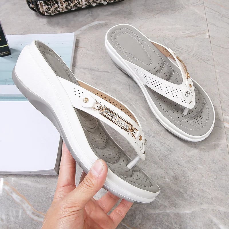 🌿 Moulded Arch, Cloud-Soft Steps – Lightweight Summer Flip-Flops with Anti-Slip Grip. UK Dispatch