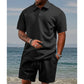 Conjunto de dos piezas para hombre con rombos: camisa manga corta con cuello y short cordón ajustable