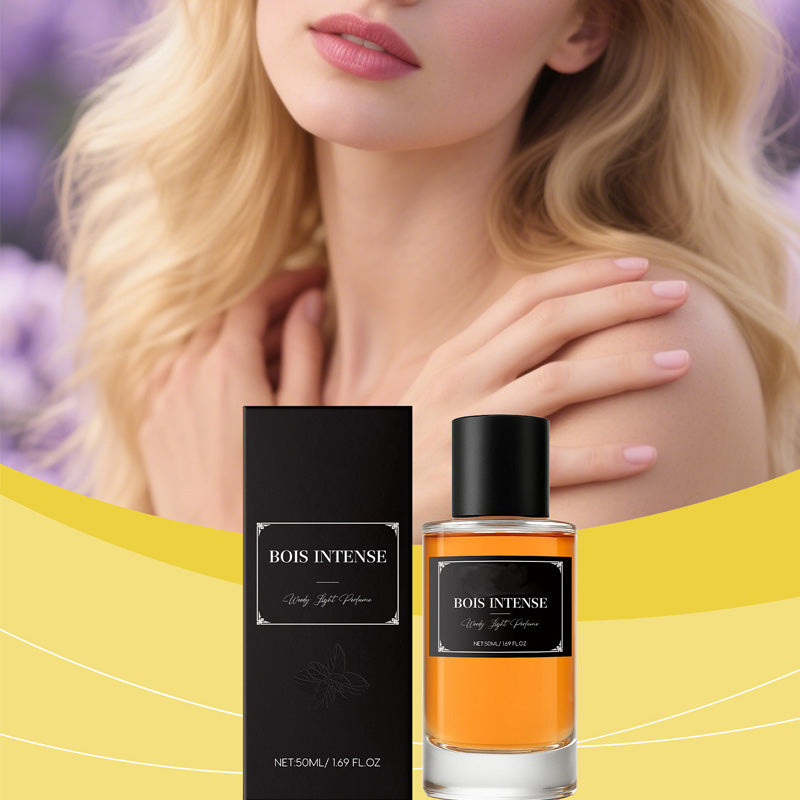 Perfume fresco con una nota amaderada de menta.