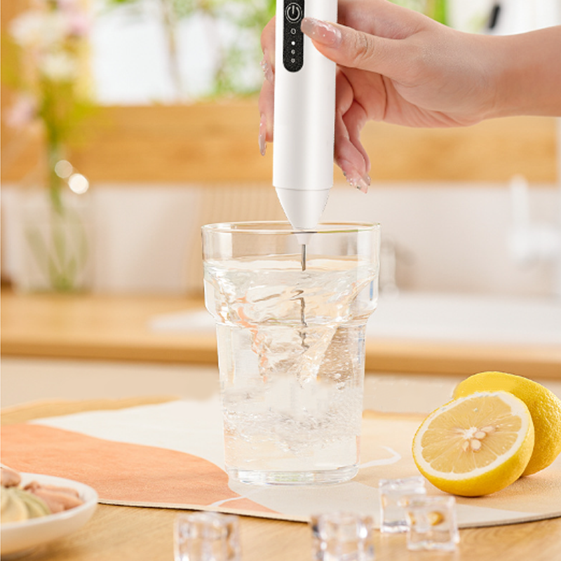 ☕ ¡50% DE DESCUENTO POR TIEMPO LIMITADO! ✨ Espumador y Mezclador Eléctrico de Bebidas – 3 Velocidades Ajustables, Recargable por USB, Fácil de Limpiar 🥛