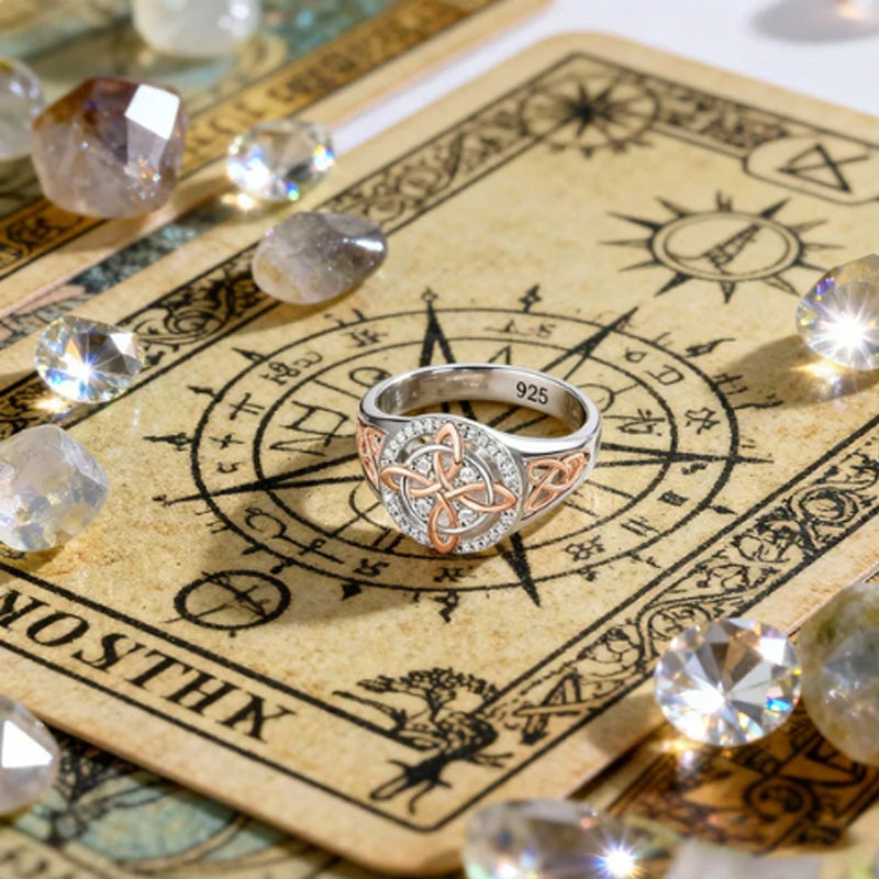 Anillo de Circonia con Nudo Celta Elegante Bicolor