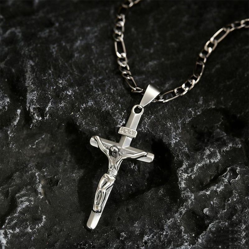 🔥【1° Más Vendido】🔥 ¡50% DE DESCUENTO! ⏰ Collar con colgante de crucifijo tono dorado – Diseño detallado INRI, cadena Figaro ajustable y joya religiosa para el día a día ✝️✨