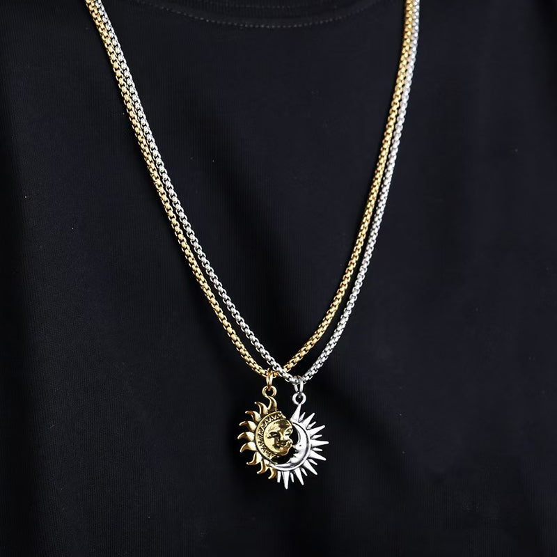🌞🌙 Collar Pendant Set Sol y Luna Entrelazados – Símbolo de amor único para San Valentín