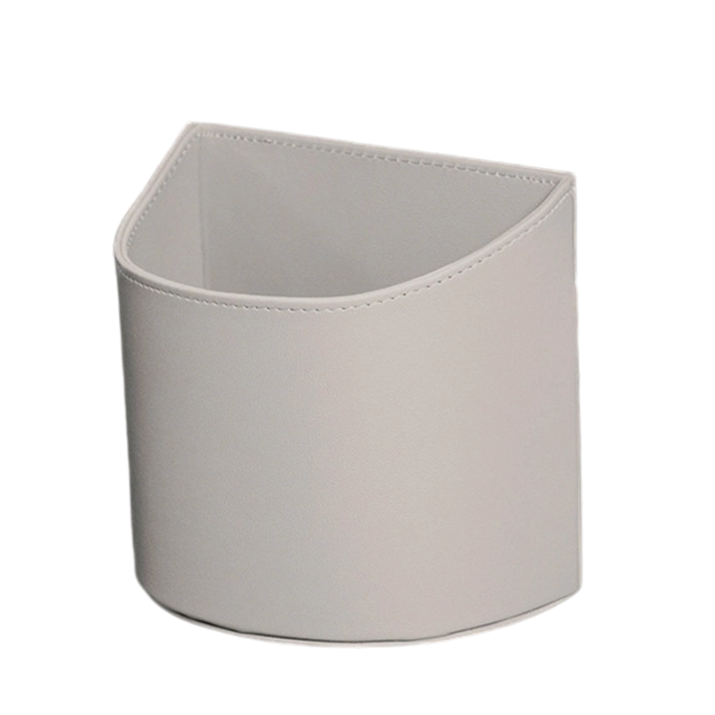 🥳¡OFERTA TOP 2026!🥳💞¡Más de 50,000 vendidos! 🚗🧺Portavasos de Cuero para la Puerta del Coche – Apertura amplia para acceder fácilmente a bebidas y al teléfono. Se fija con clip para un ajuste seguro. Fabricado en cuero PU, resistente y elegante. 🛡️✨