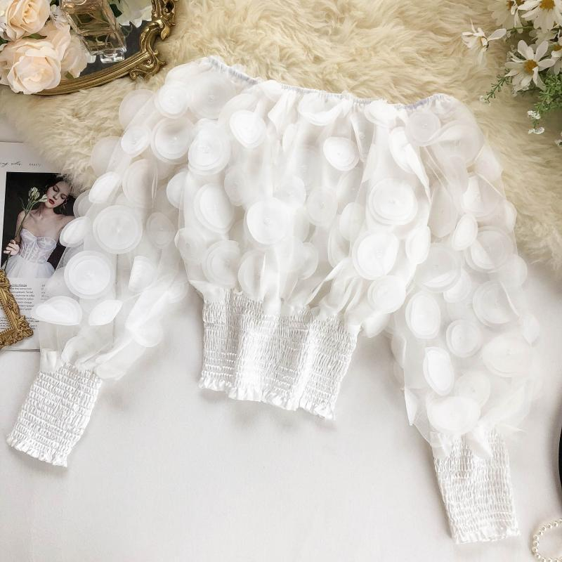 👗 LIMITED-TIME 50% OFF! ✨ Off-Shoulder Fitted Top – 3D Floral Appliqués, Smocked Waist, Balloon Sleeves 🌸