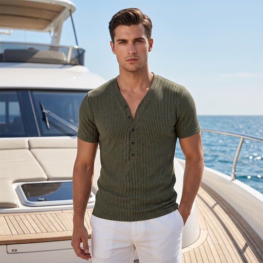 Camiseta de Hombre con Cuello en V, Rayas Bicolor y Textura Primaveral 👕 Rayas Atrevidas, V Profunda – Corte Atlético Moderno para Entrenamiento y Más ✨