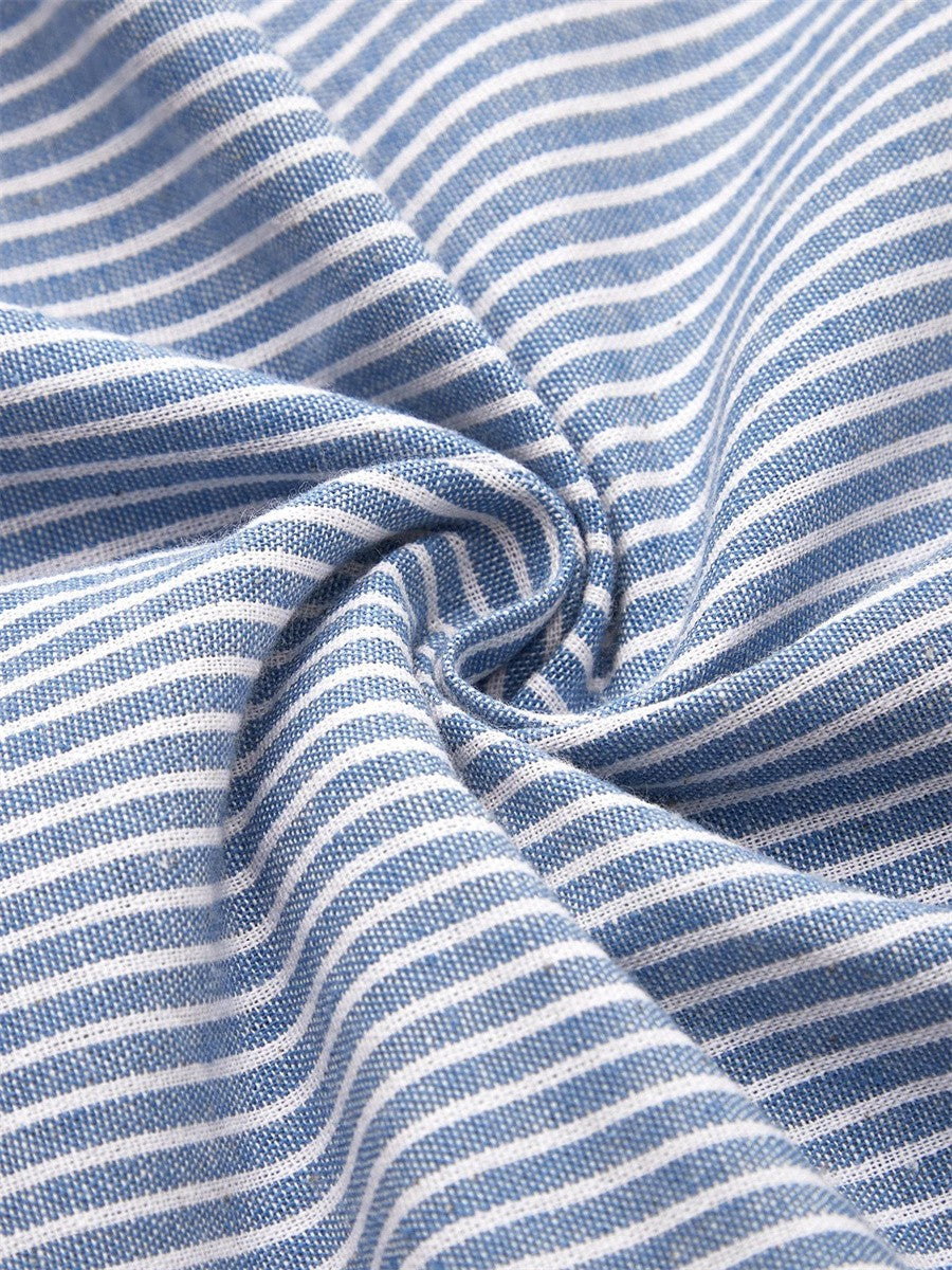 🎉🛍️¡Promoción imperdible! 50% de descuento en un vestido midi de rayas atemporal.