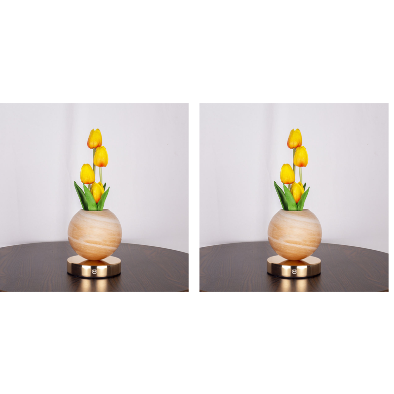 🌷 Lámpara Nocturna Elegante Ramo de Tulipanes