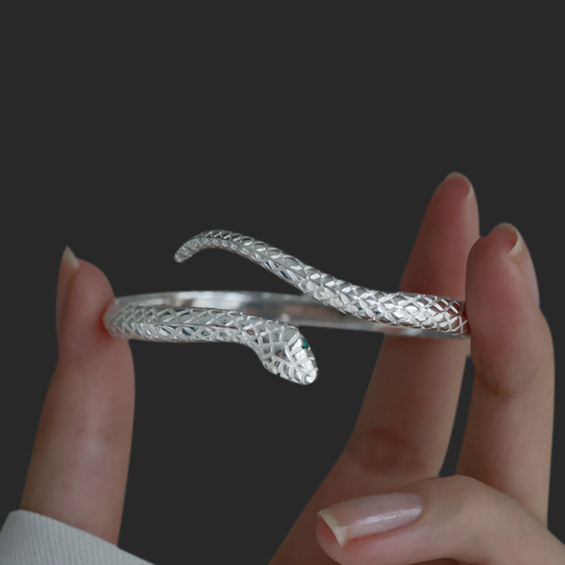 🎉 ¡TIEMPO LIMITADO 50% OFF! 🐍 Pulsera Brazalete Vintage de Serpiente – Brazalete Abierto Ajustable con Detalles de Escamas Texturizadas y Ojos Verdes ✨