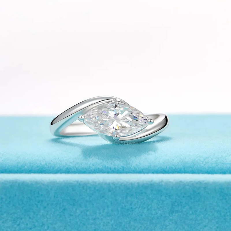 Anillo Marquesa Radiante