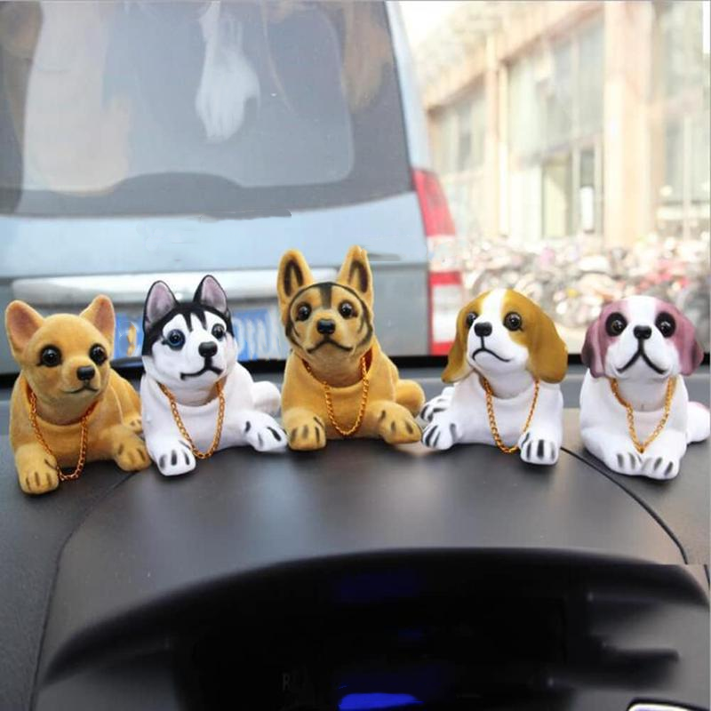 ⏳🔥¡50 % DE DESCUENTO POR TIEMPO LIMITADO! ⏰ 🐶 Bonito perro Bobblehead – asiente en cada curva – 10 razas, peluche suave, cadena dorada – saca sonrisas a cada trayectoria 🚗
