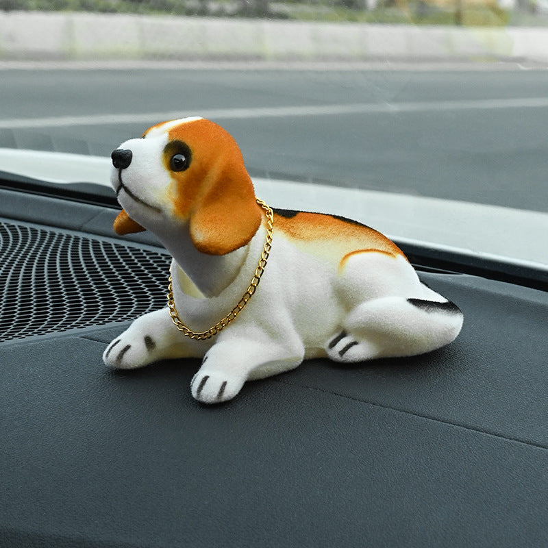⏳🔥¡50 % DE DESCUENTO POR TIEMPO LIMITADO! ⏰ 🐶 Bonito perro Bobblehead – asiente en cada curva – 10 razas, peluche suave, cadena dorada – saca sonrisas a cada trayectoria 🚗