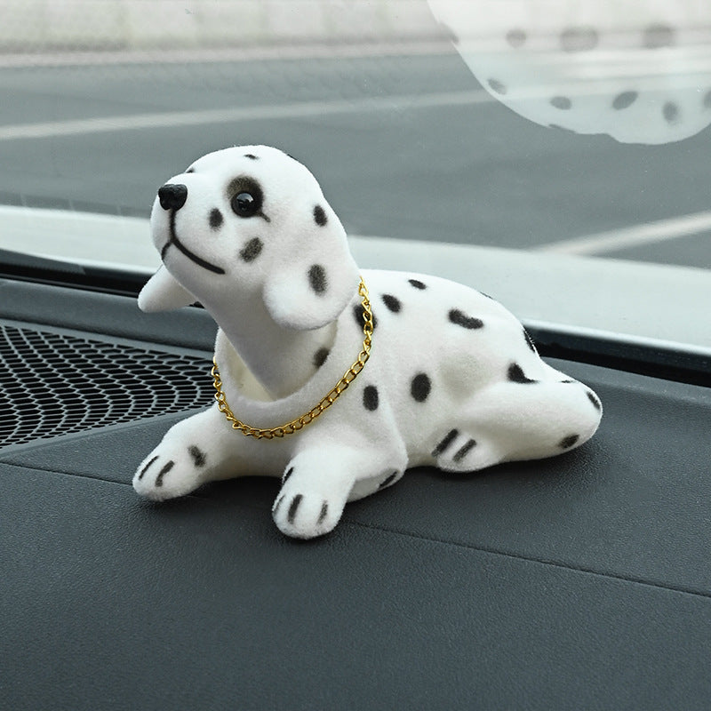 ⏳🔥¡50 % DE DESCUENTO POR TIEMPO LIMITADO! ⏰ 🐶 Bonito perro Bobblehead – asiente en cada curva – 10 razas, peluche suave, cadena dorada – saca sonrisas a cada trayectoria 🚗