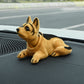 ⏳🔥¡50 % DE DESCUENTO POR TIEMPO LIMITADO! ⏰ 🐶 Bonito perro Bobblehead – asiente en cada curva – 10 razas, peluche suave, cadena dorada – saca sonrisas a cada trayectoria 🚗