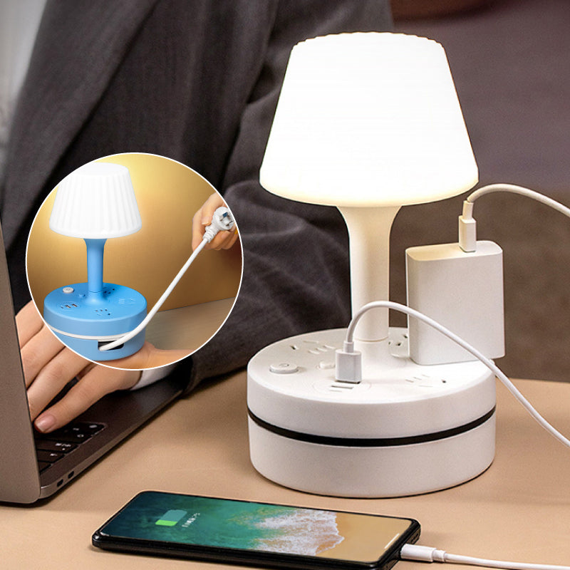 💡 Lámpara de mesilla con enchufes de CA y puertos USB