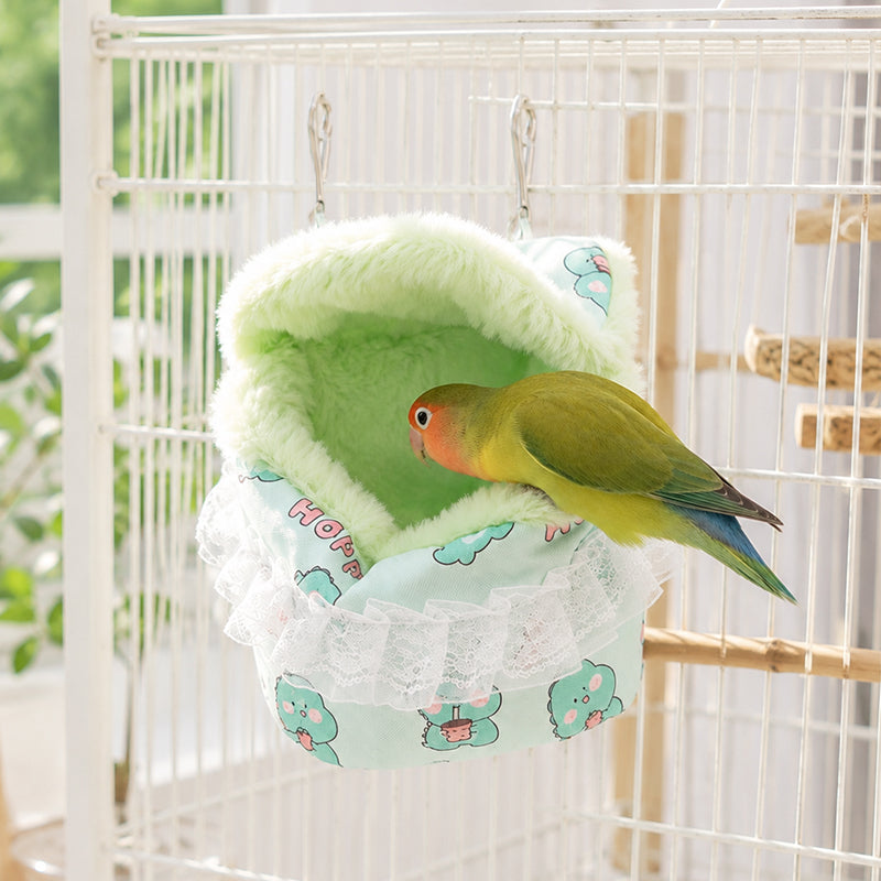 🦜 ¡50% DE DESCUENTO! ✨ Nido Colgante Cálido para Mascotas Pequeñas – Interior de Felpa Suave, Diseño Semicerrado y Ganchos Metálicos Resistentes ☁️🐾