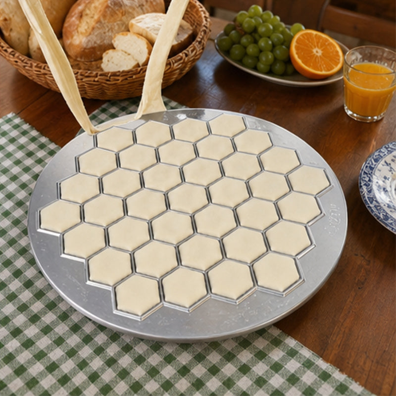 Molde para hacer 37 empanadillas a la vez