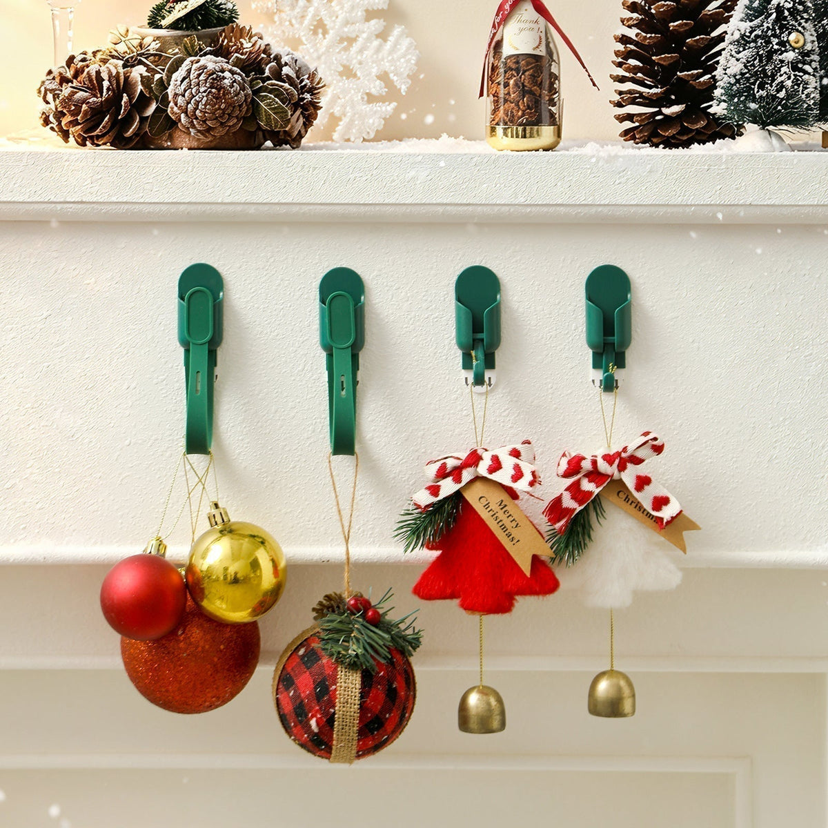 🎄 ¡50% DE DESCUENTO POR TIEMPO LIMITADO! 🎁 Sujetadores de Silicón y Ganchos Sin Rastro para Coronas Navideñas – Kit Reutilizable para Colgar Decoración sin Daños ✨