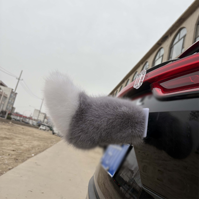 Cola de Peluche Eléctrica con Control Remoto para Coche
