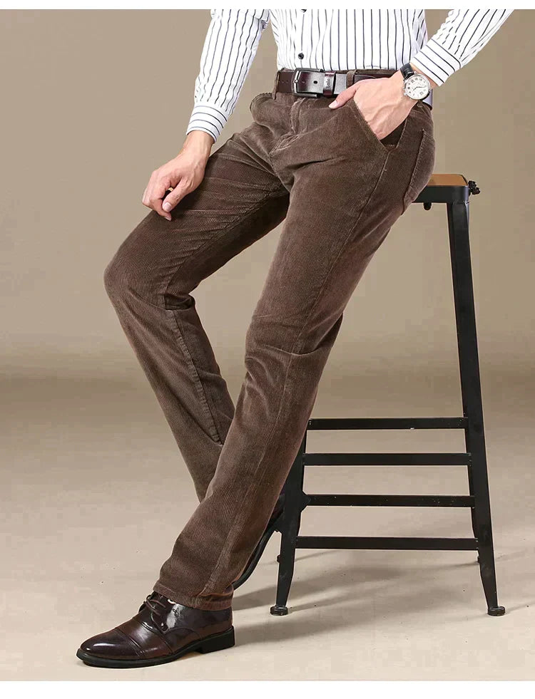 🔥50% de descuento en Black Friday💥Pantalón de pana de ajuste clásico para hombres