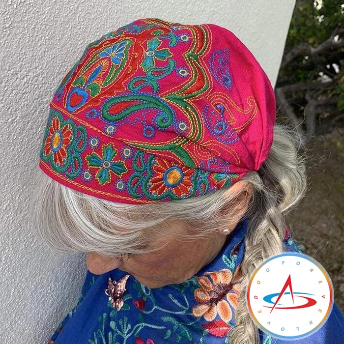 Regalo Perfecto-Gorras con Pañuelo Bordado